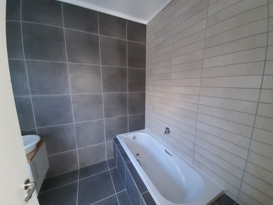 2 Bedroom Property for Sale in Hansmoeskraal A H Western Cape